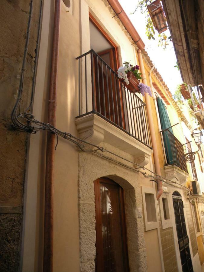Al Blu Ortigia Apartments Syrakusa Exteriör bild